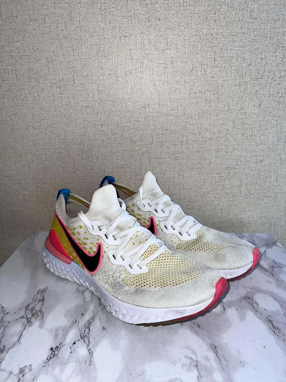 Nike Epic React Flyknit 2 White Pink Blast Citron Running Sneakers CI7583-100 Me